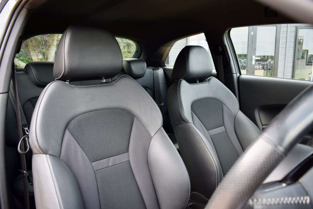 2017 AUDI A1 2017 AUDI A1