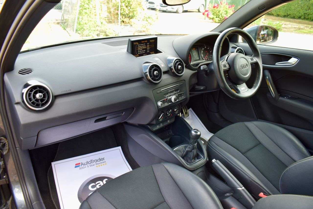 2017 AUDI A1 2017 AUDI A1
