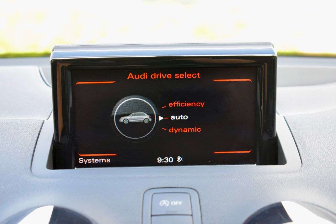 2017 AUDI A1 2017 AUDI A1