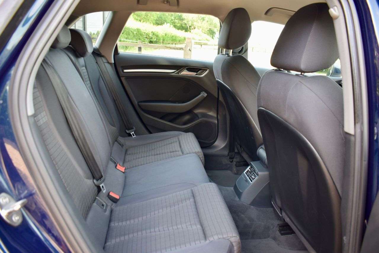 2016 AUDI A3 2016 AUDI A3