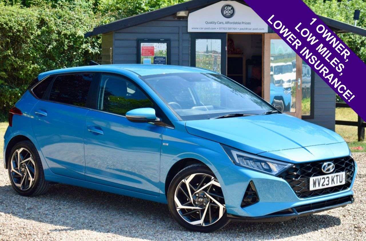A 2023 HYUNDAI I20 1.0 T-GDi MHEV Premium Hatchback 5dr Petrol Hybrid DCT Euro 6 (s/s) (100 ps A 2023 HYUNDAI I20 1.0 T-GDi MHEV Premium Hatchback 5dr Petrol Hybrid DCT Euro 6 (s/s) (100 ps