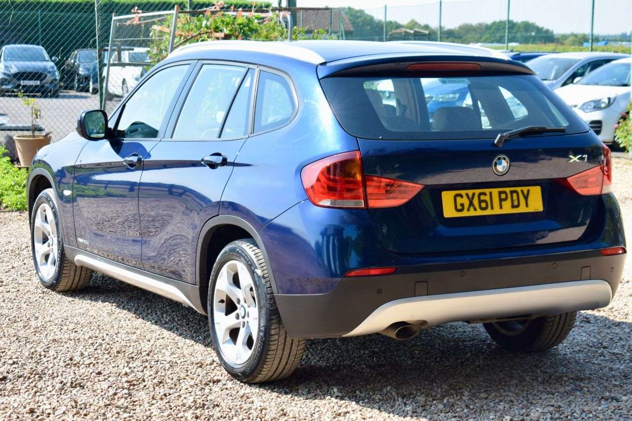 2011 BMW X1 2011 BMW X1