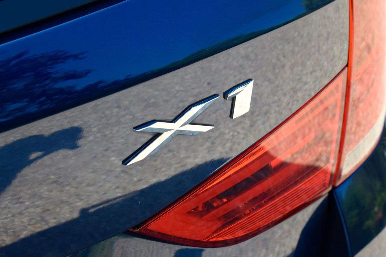 2011 BMW X1 2011 BMW X1