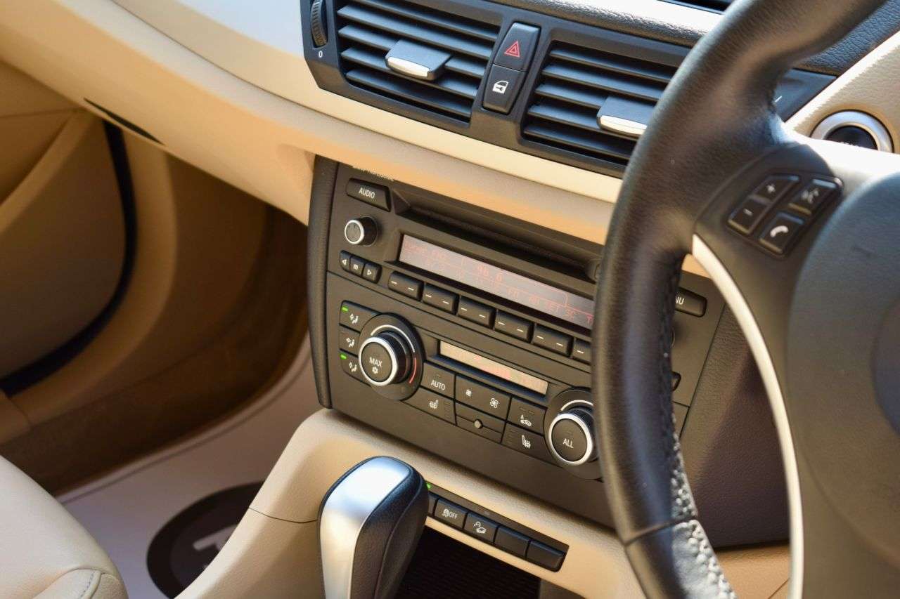 2011 BMW X1 2011 BMW X1