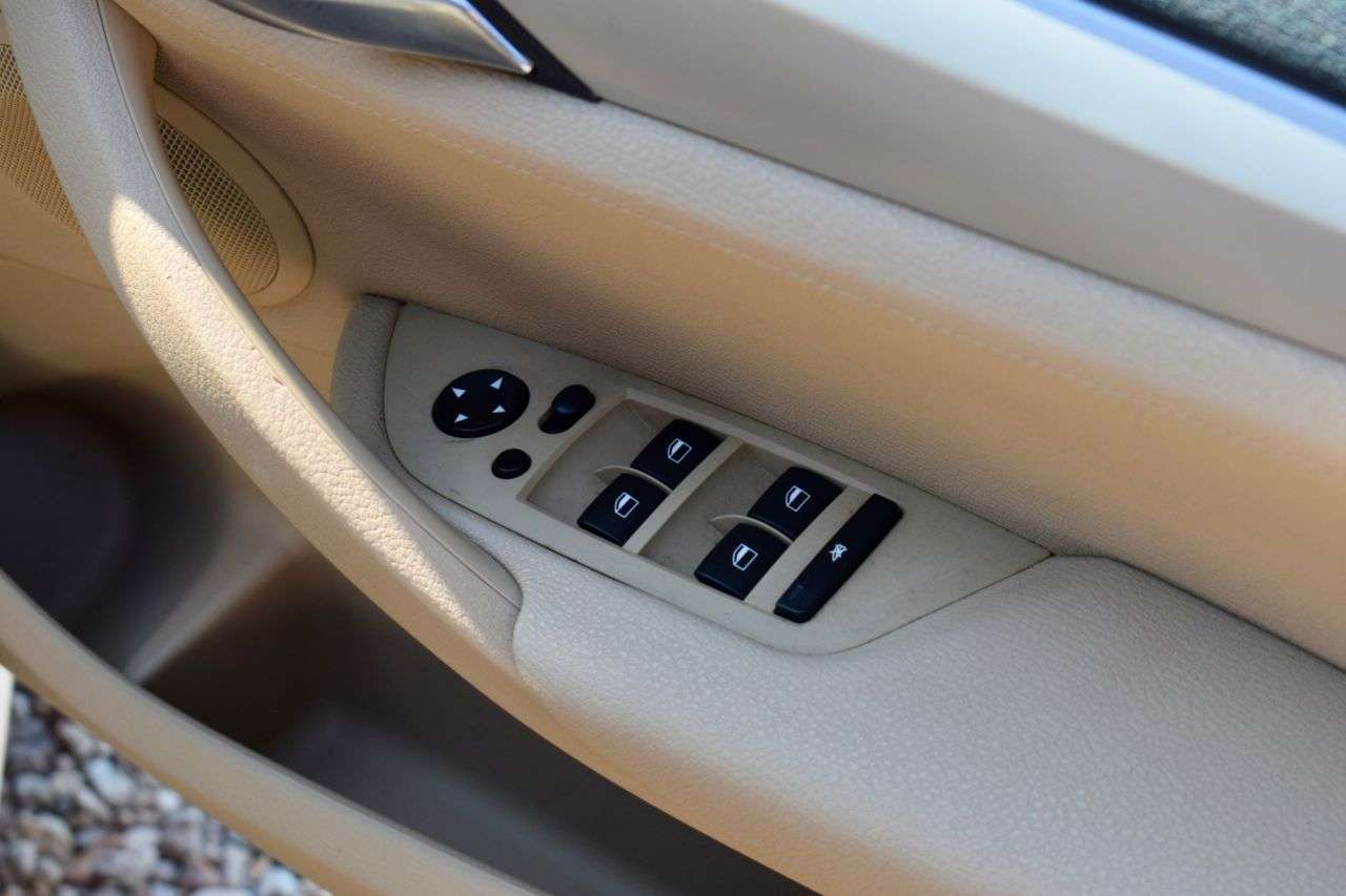 2011 BMW X1 2011 BMW X1