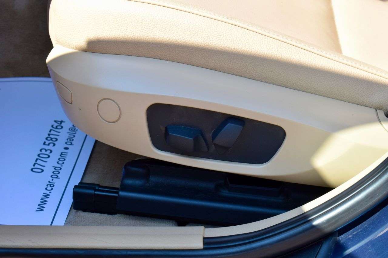 2011 BMW X1 2011 BMW X1