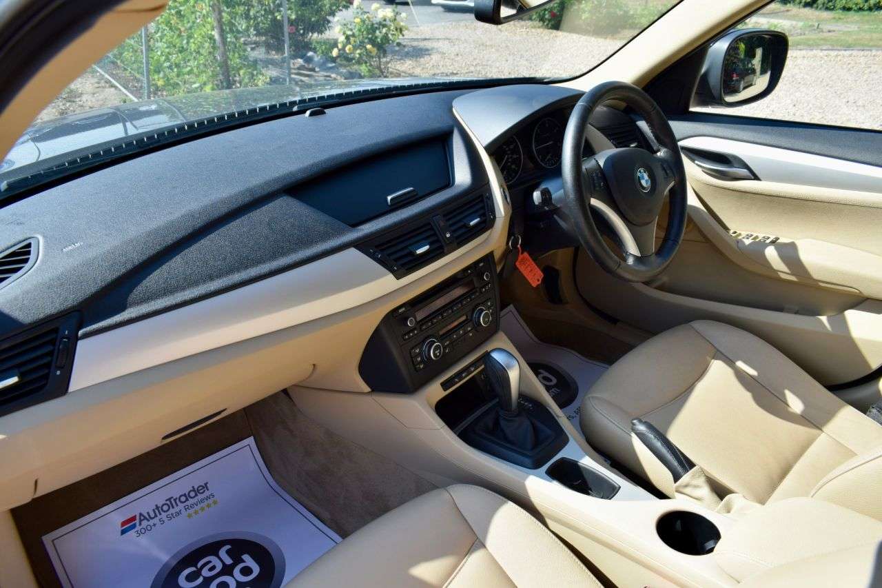 2011 BMW X1 2011 BMW X1