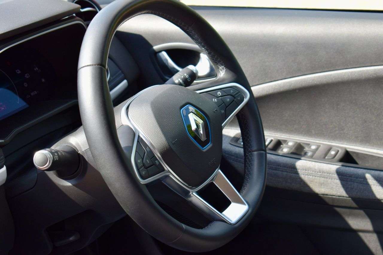 2020 RENAULT ZOE 2020 RENAULT ZOE