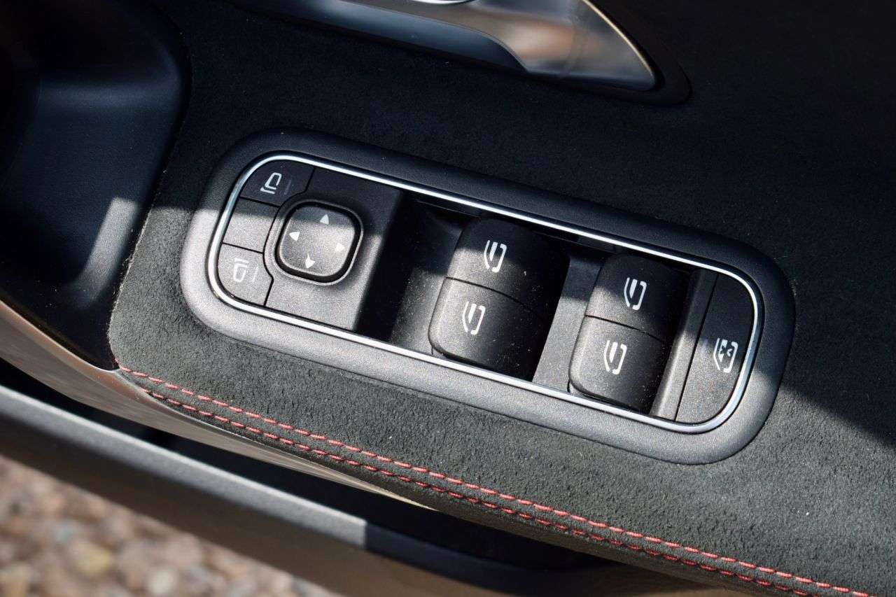 2019 MERCEDES-BENZ A CLASS 2019 MERCEDES-BENZ A CLASS