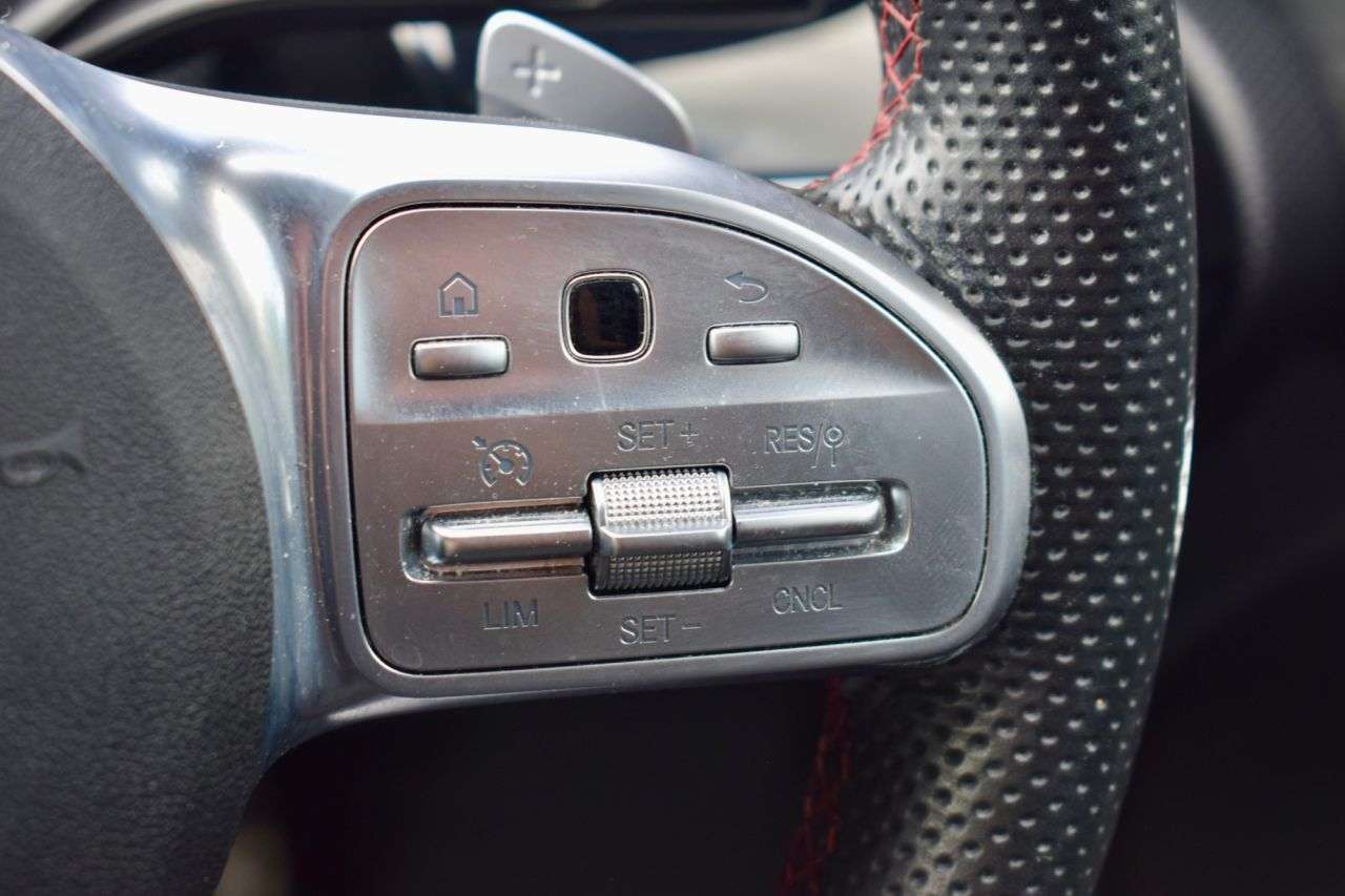2019 MERCEDES-BENZ A CLASS 2019 MERCEDES-BENZ A CLASS