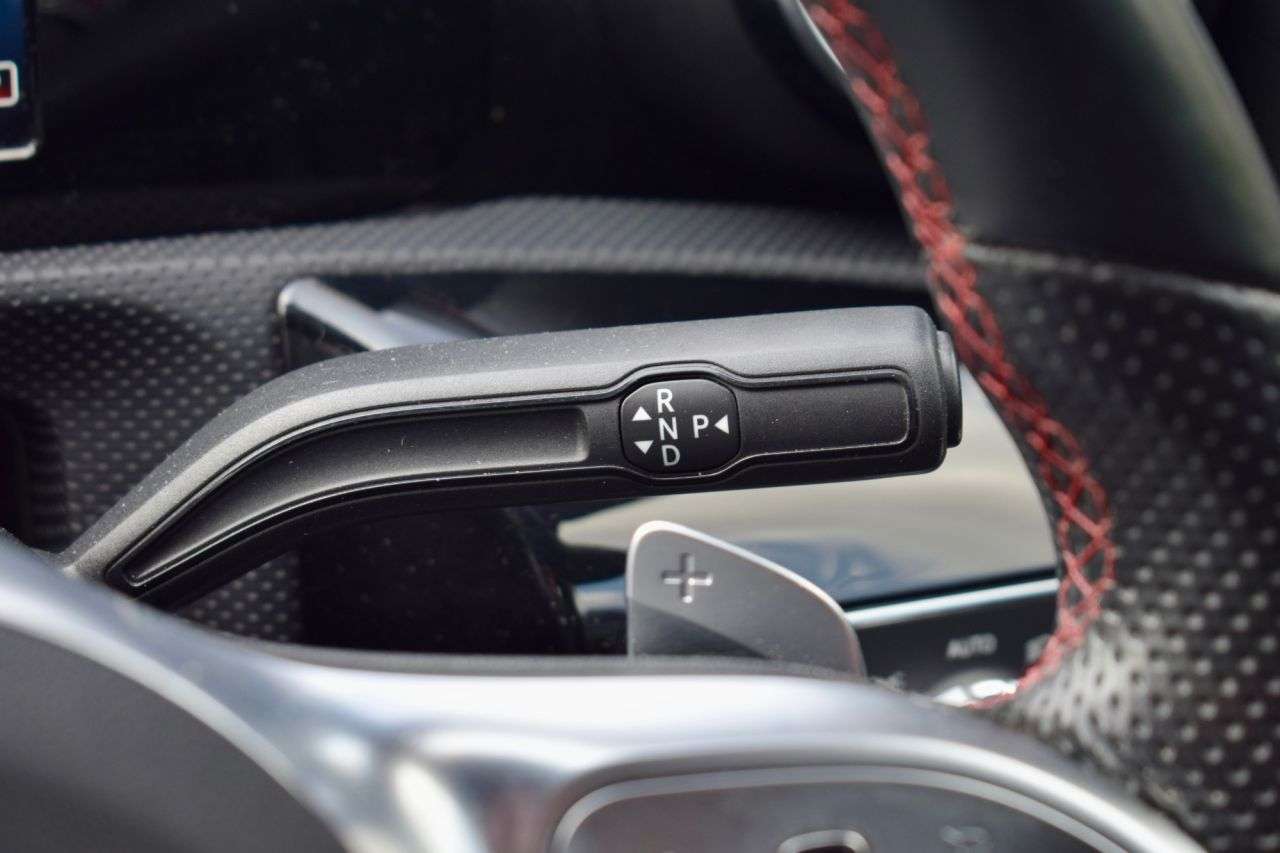 2019 MERCEDES-BENZ A CLASS 2019 MERCEDES-BENZ A CLASS
