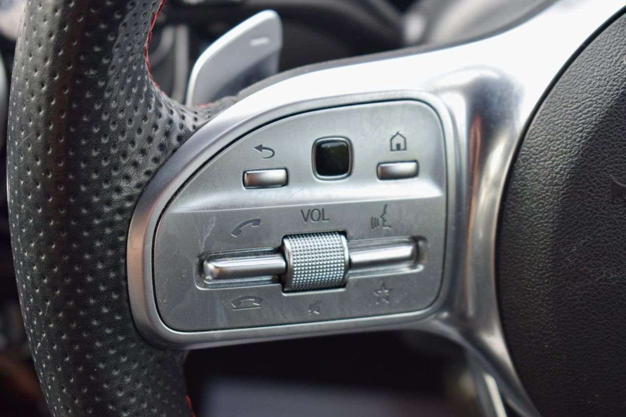 2019 MERCEDES-BENZ A CLASS 2019 MERCEDES-BENZ A CLASS