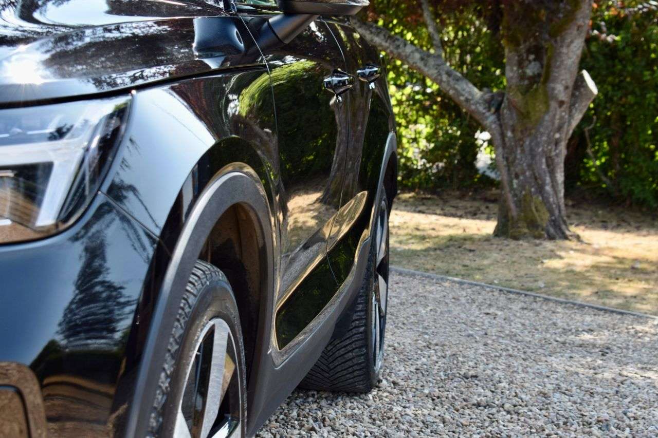 2023 VOLVO C40 2023 VOLVO C40