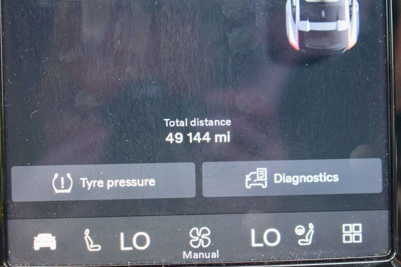 2023 VOLVO C40 2023 VOLVO C40