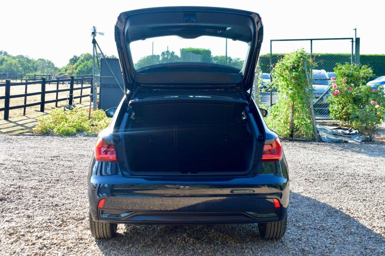 2018 AUDI A1 2018 AUDI A1