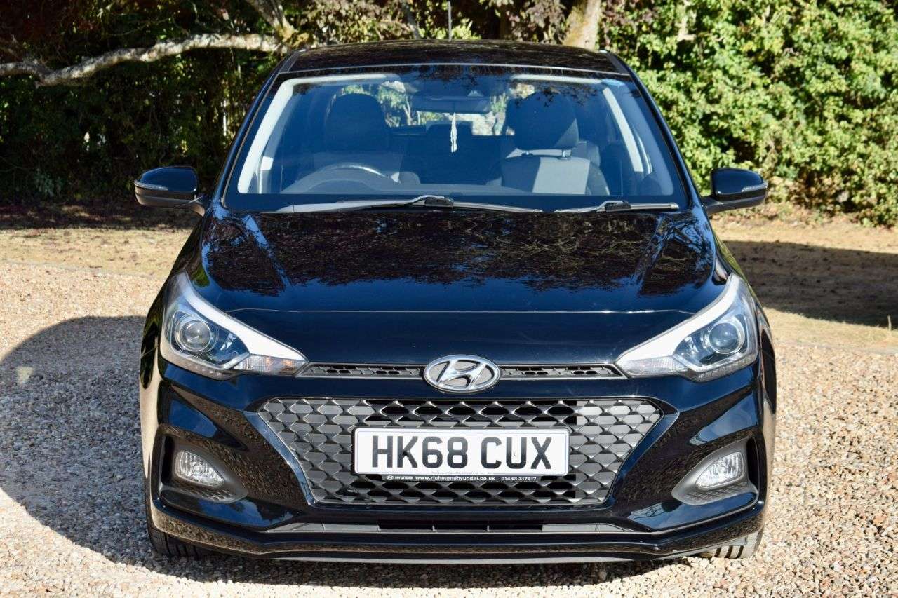 A 2018 HYUNDAI I20 1.2 SE Launch Edition Hatchback 5dr Petrol Manual Euro 6 (s/s) (84 ps) A 2018 HYUNDAI I20 1.2 SE Launch Edition Hatchback 5dr Petrol Manual Euro 6 (s/s) (84 ps)