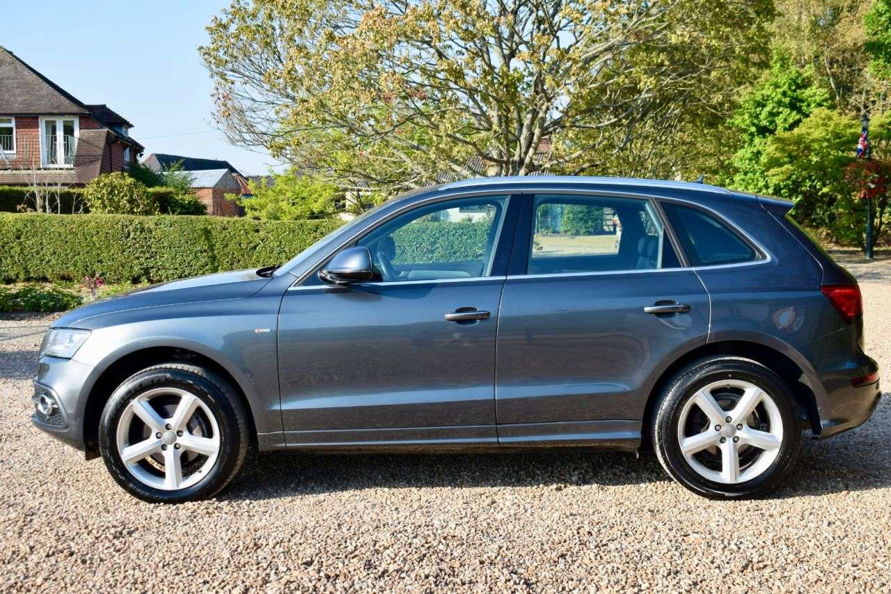 2015 AUDI Q5 2015 AUDI Q5