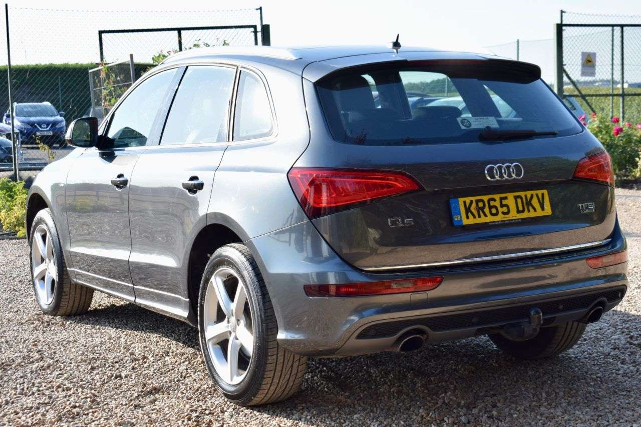 2015 AUDI Q5 2015 AUDI Q5