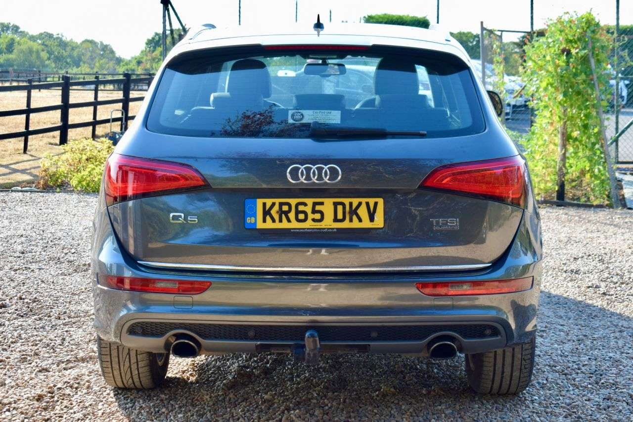 2015 AUDI Q5 2015 AUDI Q5