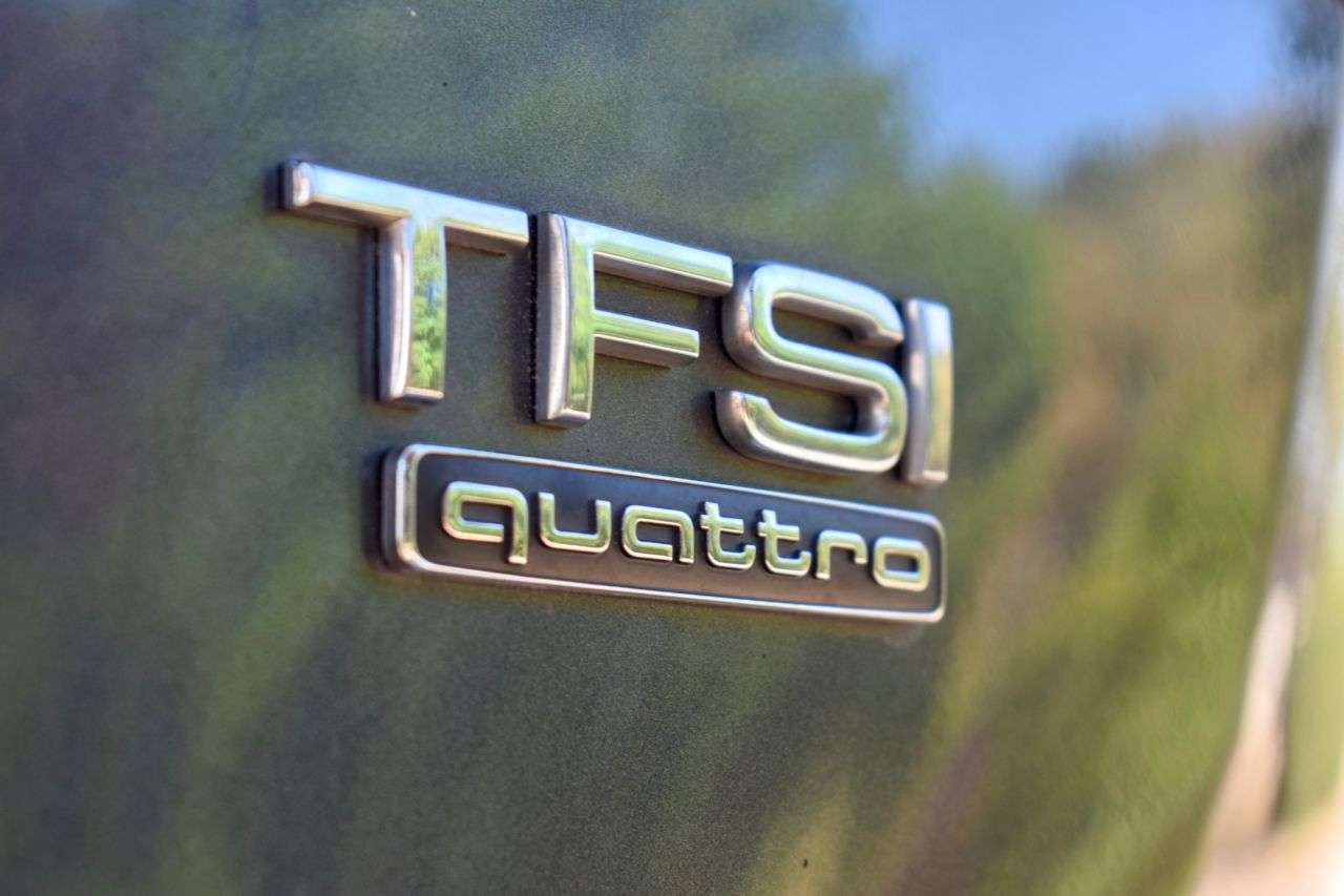 2015 AUDI Q5 2015 AUDI Q5
