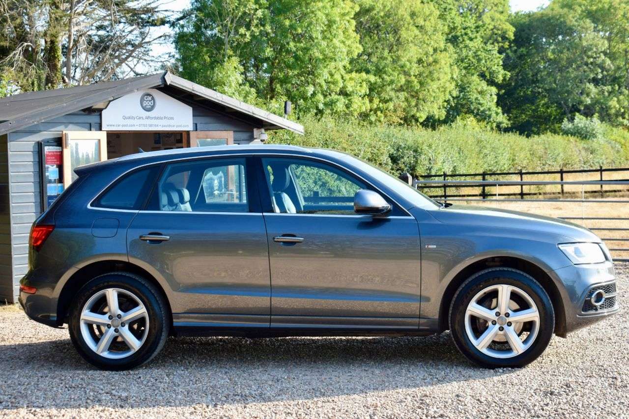 2015 AUDI Q5 2015 AUDI Q5