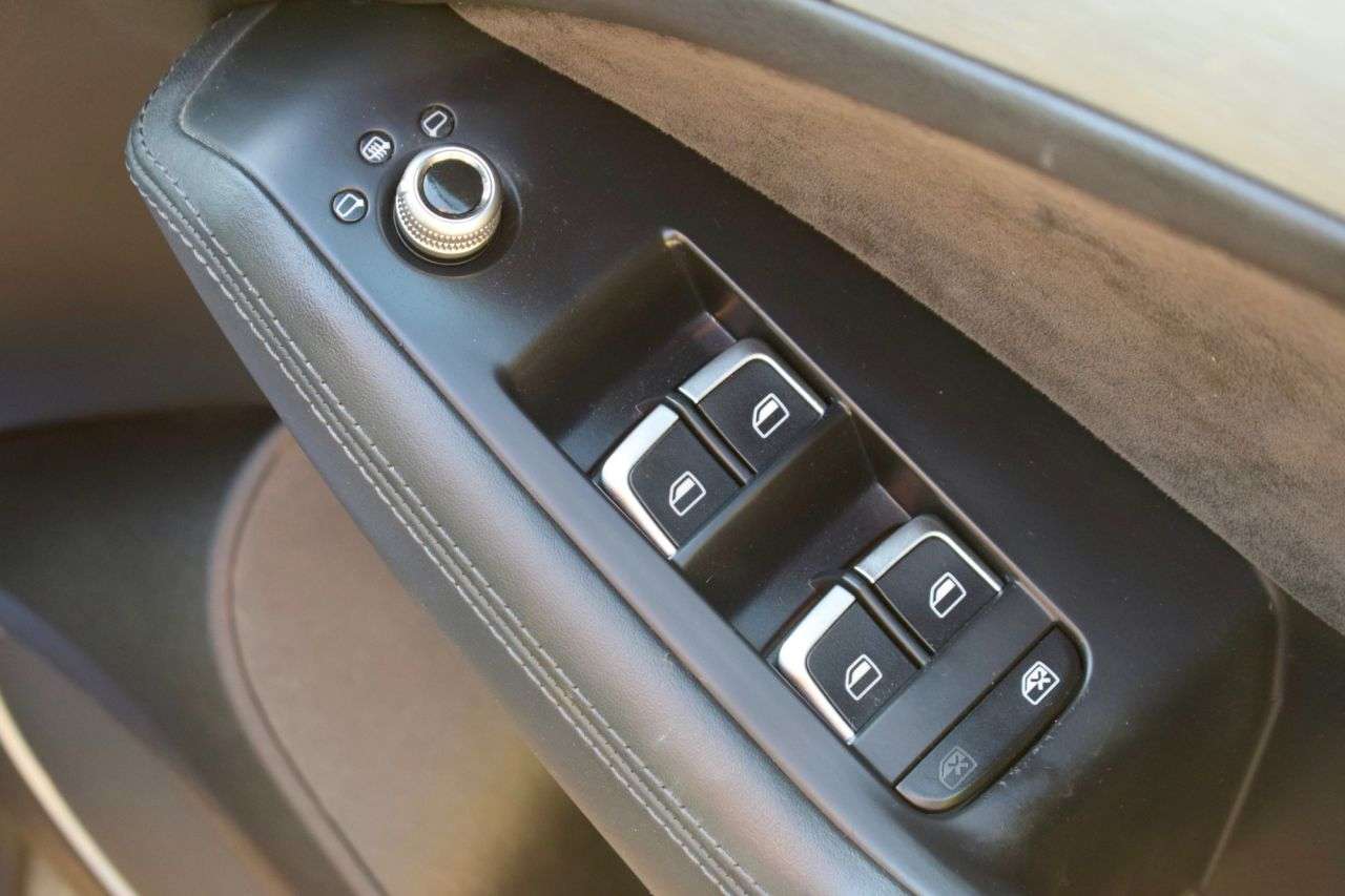 2015 AUDI Q5 2015 AUDI Q5