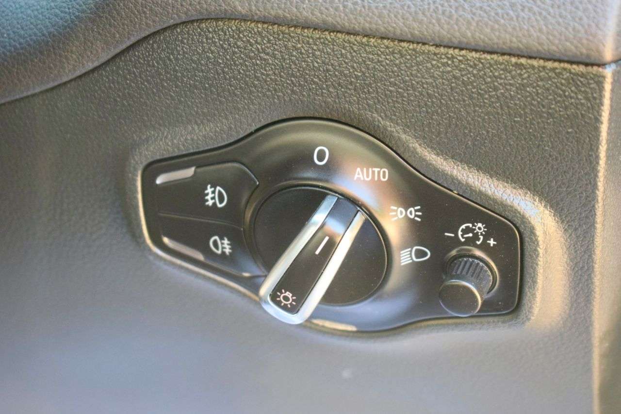 2015 AUDI Q5 2015 AUDI Q5