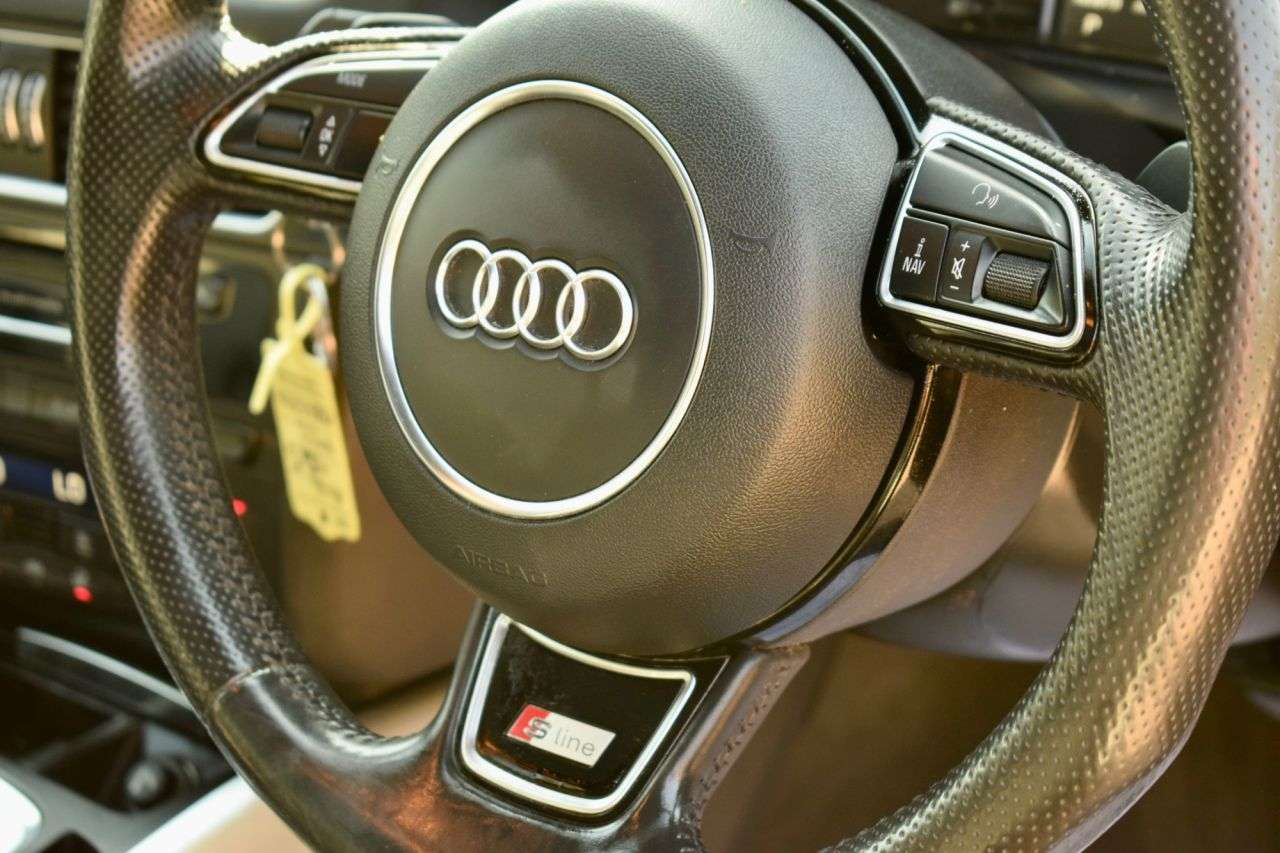 2015 AUDI Q5 2015 AUDI Q5