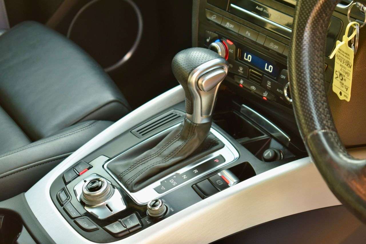 2015 AUDI Q5 2015 AUDI Q5