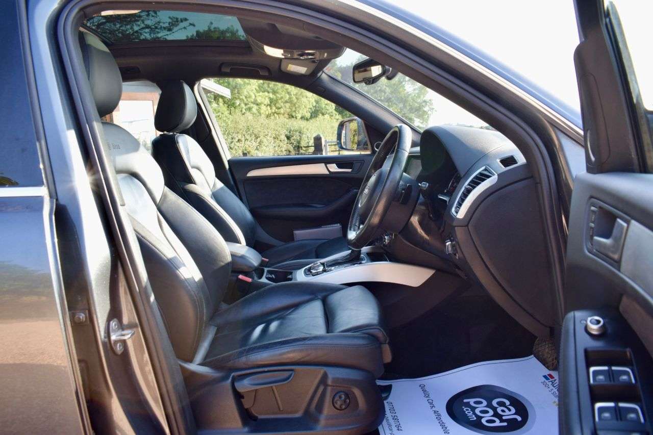 2015 AUDI Q5 2015 AUDI Q5
