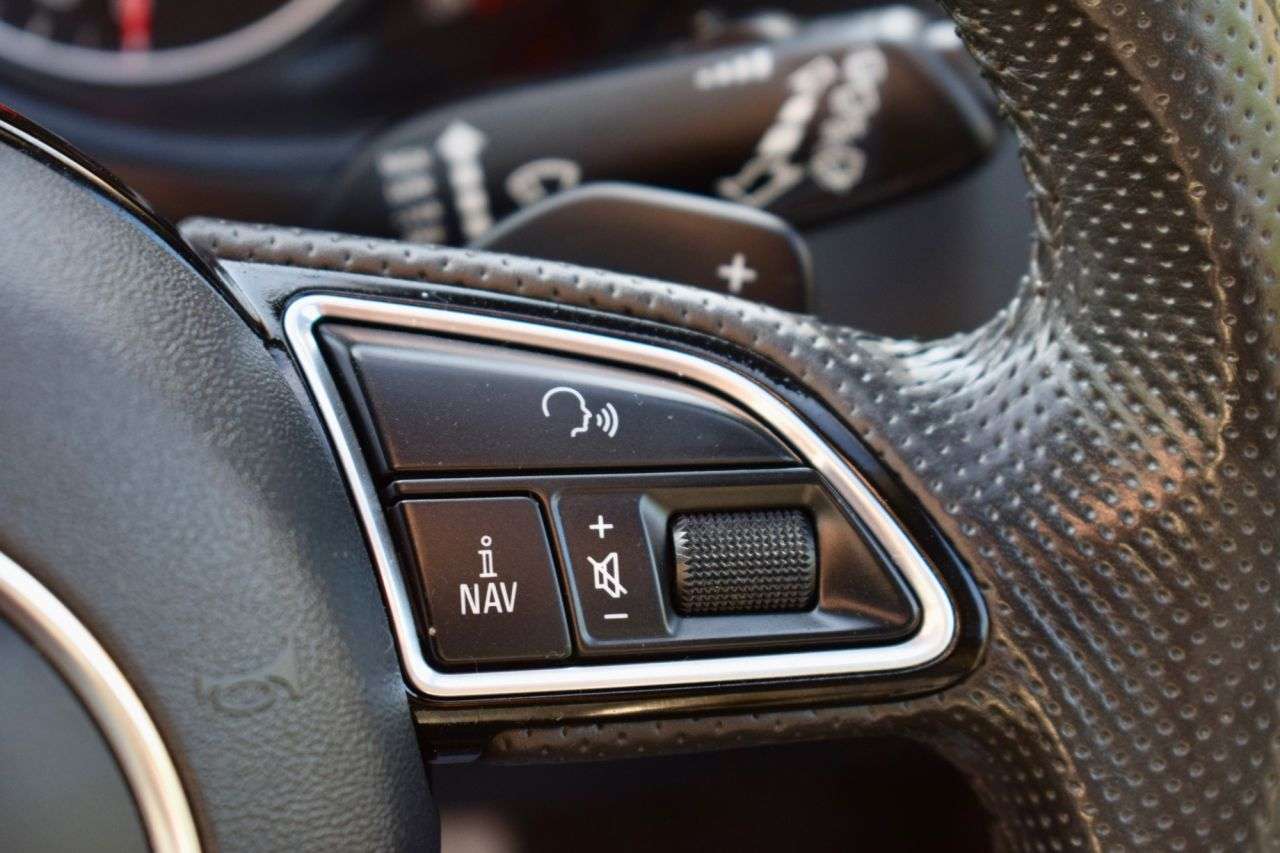 2015 AUDI Q5 2015 AUDI Q5