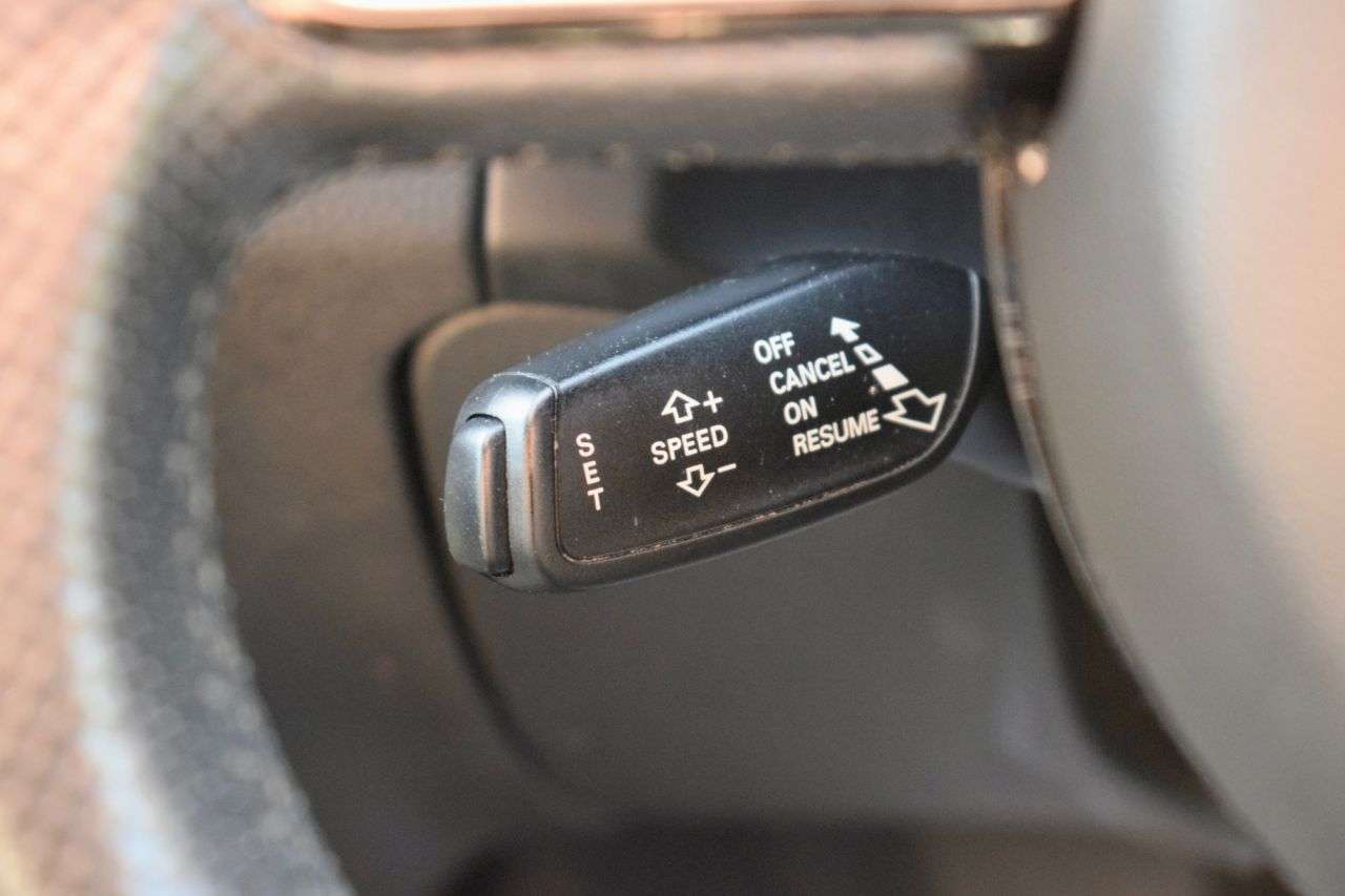 2015 AUDI Q5 2015 AUDI Q5