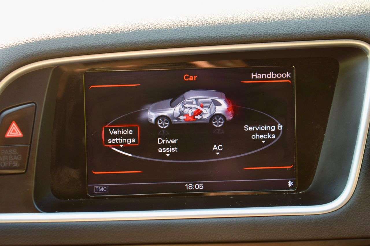 2015 AUDI Q5 2015 AUDI Q5