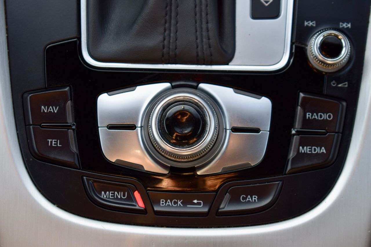 2015 AUDI Q5 2015 AUDI Q5