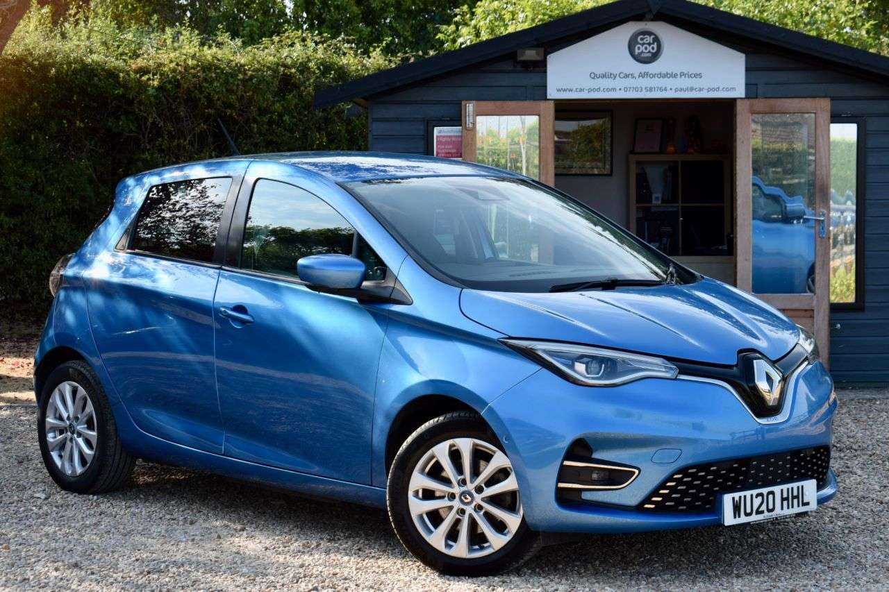 A 2020 RENAULT ZOE R135 52kWh GT Line Hatchback 5dr Electric Auto (i, Rapid Charge) (134 bhp) A 2020 RENAULT ZOE R135 52kWh GT Line Hatchback 5dr Electric Auto (i, Rapid Charge) (134 bhp)