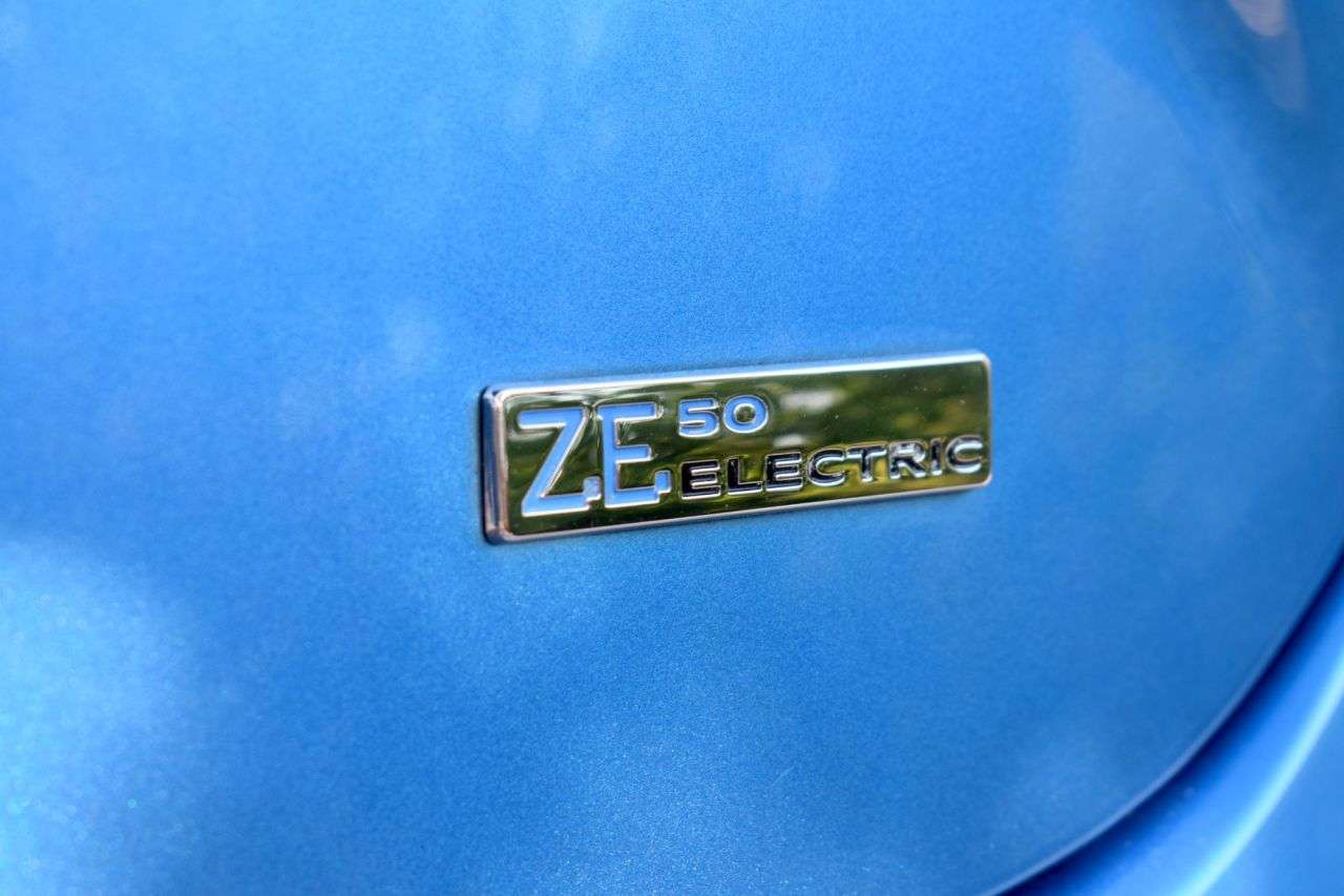 2020 RENAULT ZOE 2020 RENAULT ZOE
