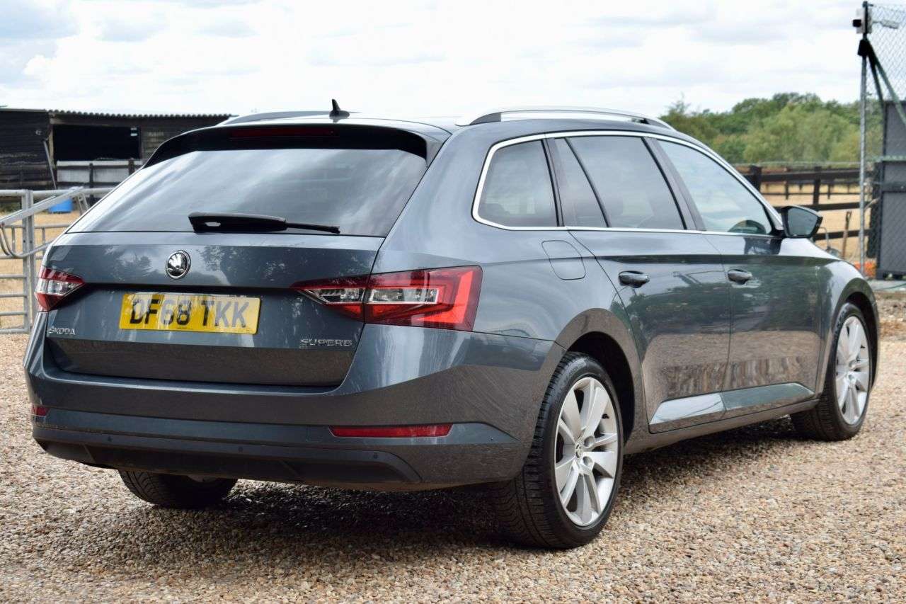 2019 SKODA SUPERB 2019 SKODA SUPERB