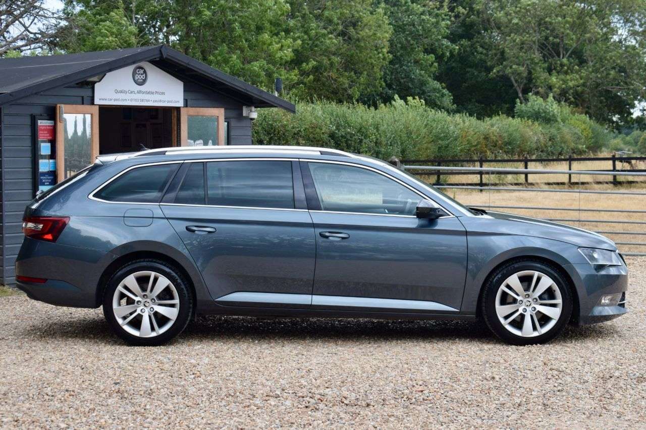 2019 SKODA SUPERB 2019 SKODA SUPERB