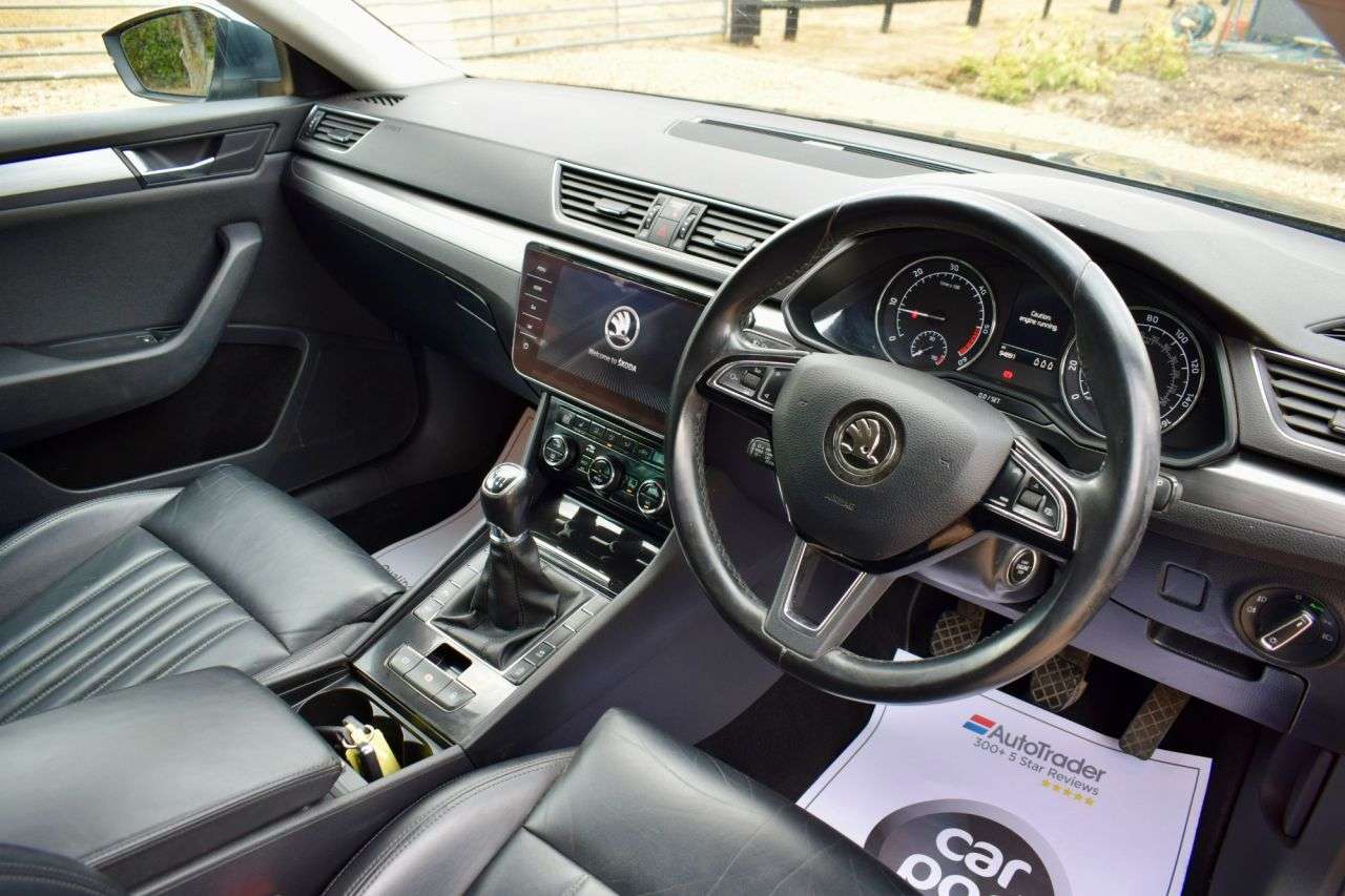 2019 SKODA SUPERB 2019 SKODA SUPERB