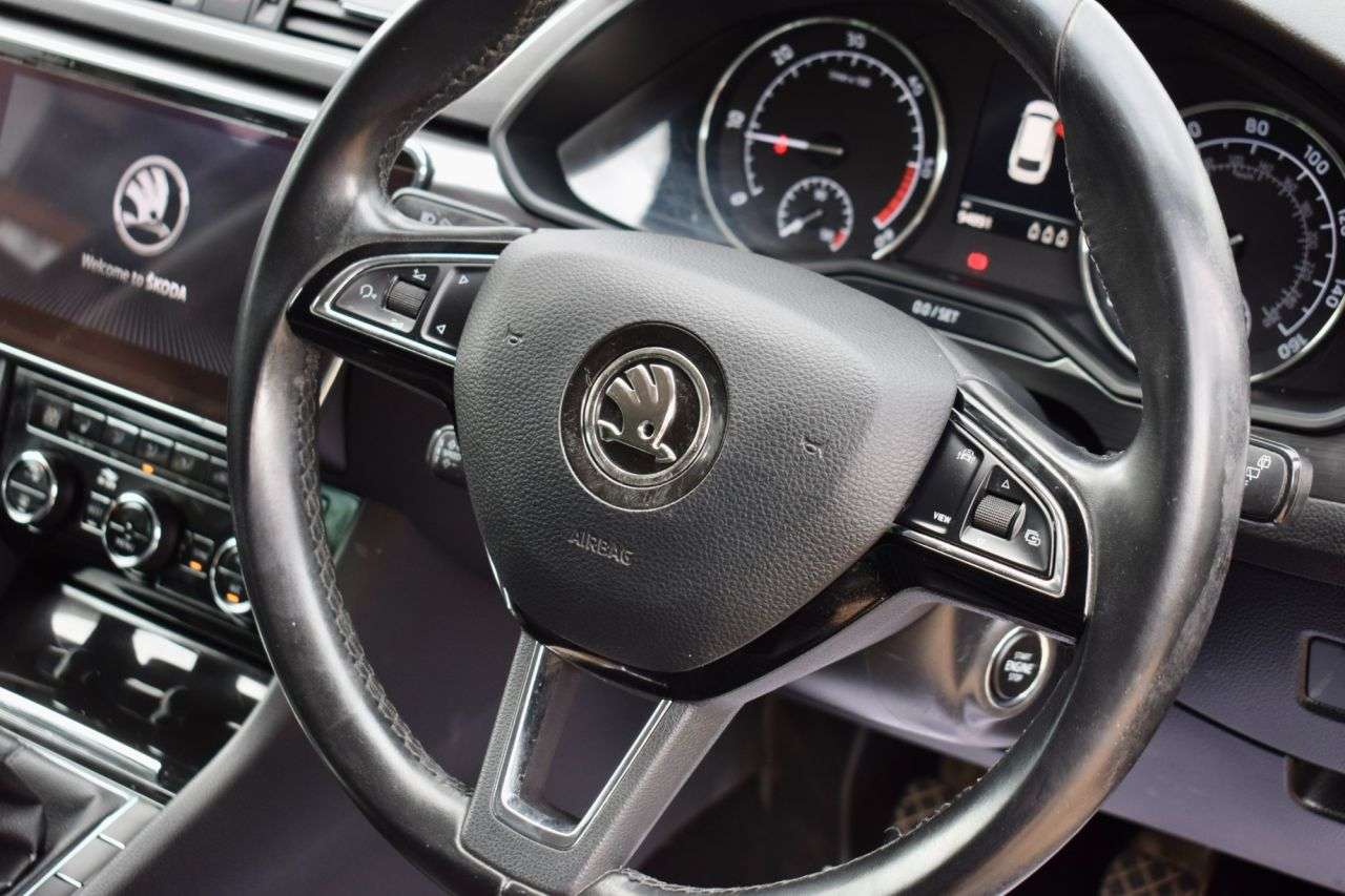 2019 SKODA SUPERB 2019 SKODA SUPERB
