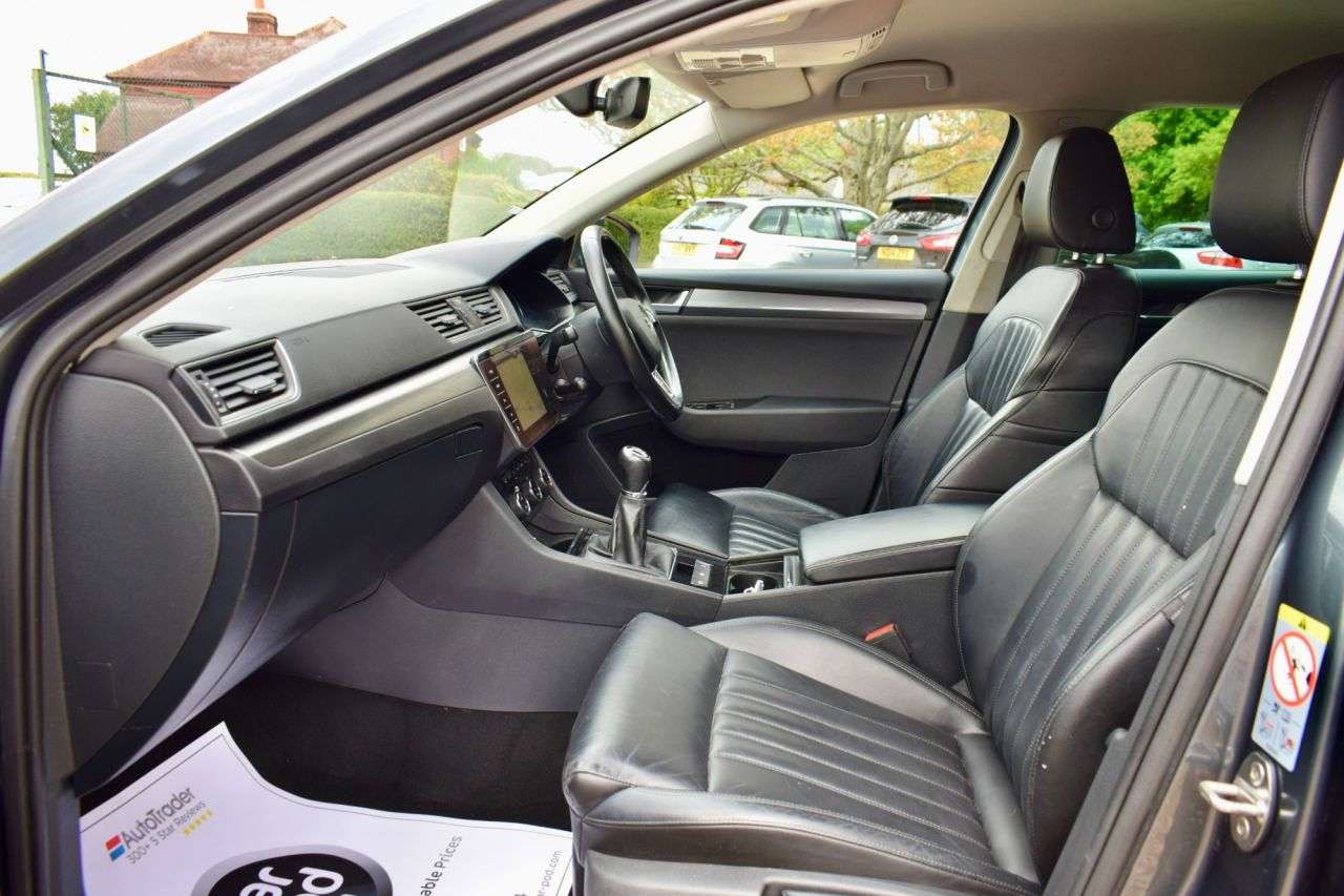 2019 SKODA SUPERB 2019 SKODA SUPERB