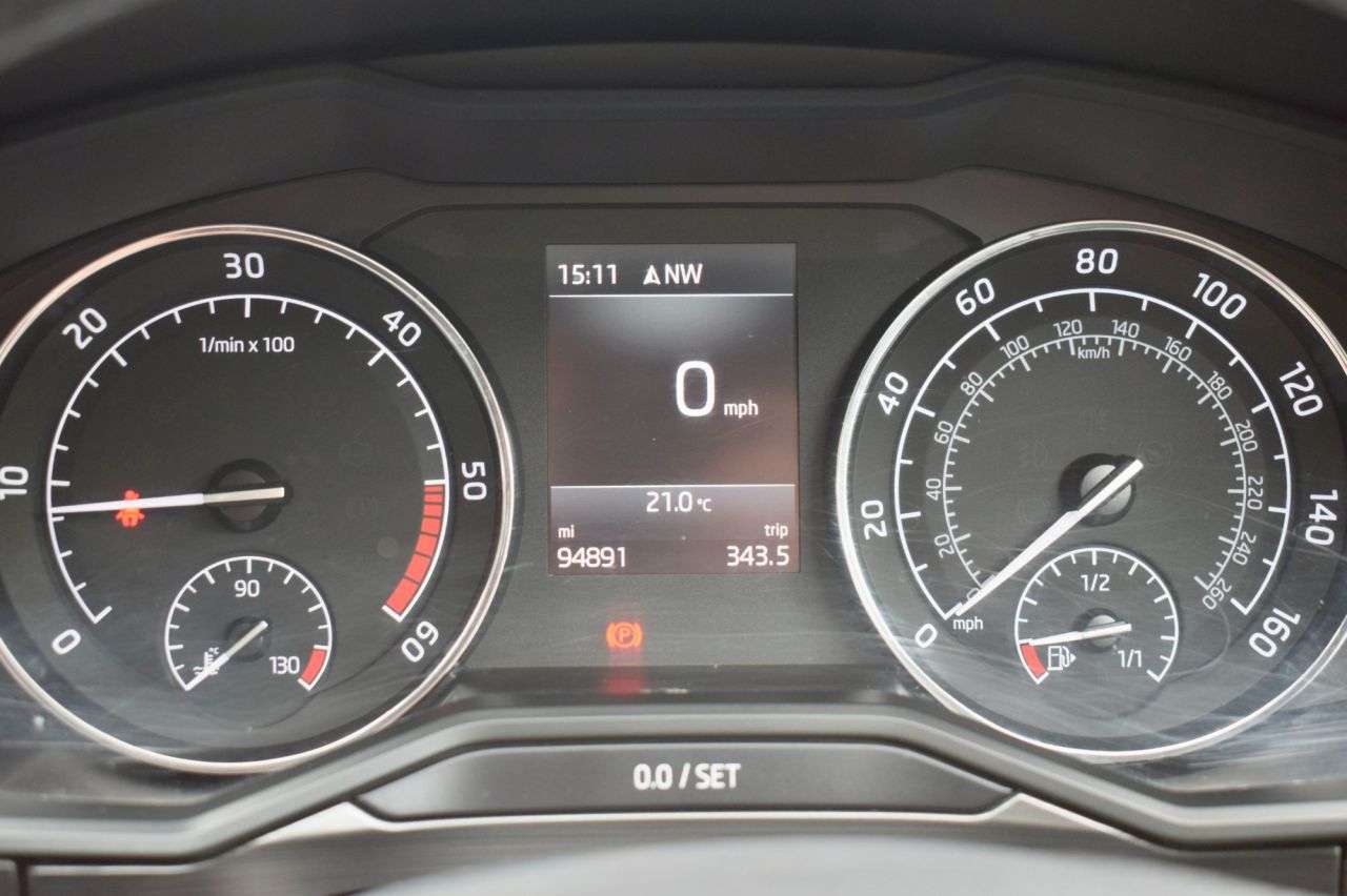 2019 SKODA SUPERB 2019 SKODA SUPERB