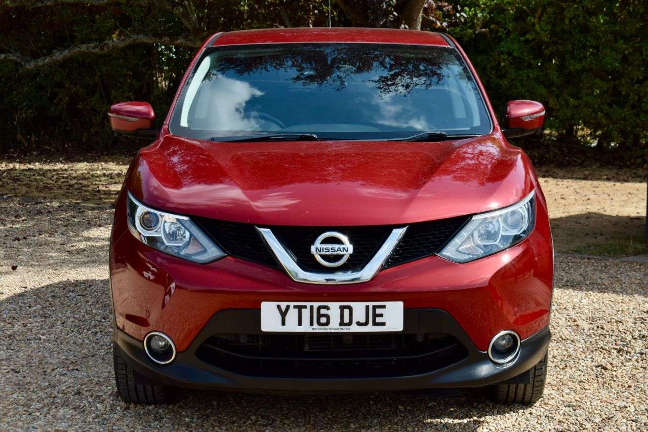 A 2016 NISSAN QASHQAI 1.2 DIG-T n-tec SUV 5dr Petrol XTRON 2WD Euro 6 (s/s) (115 ps) A 2016 NISSAN QASHQAI 1.2 DIG-T n-tec SUV 5dr Petrol XTRON 2WD Euro 6 (s/s) (115 ps)