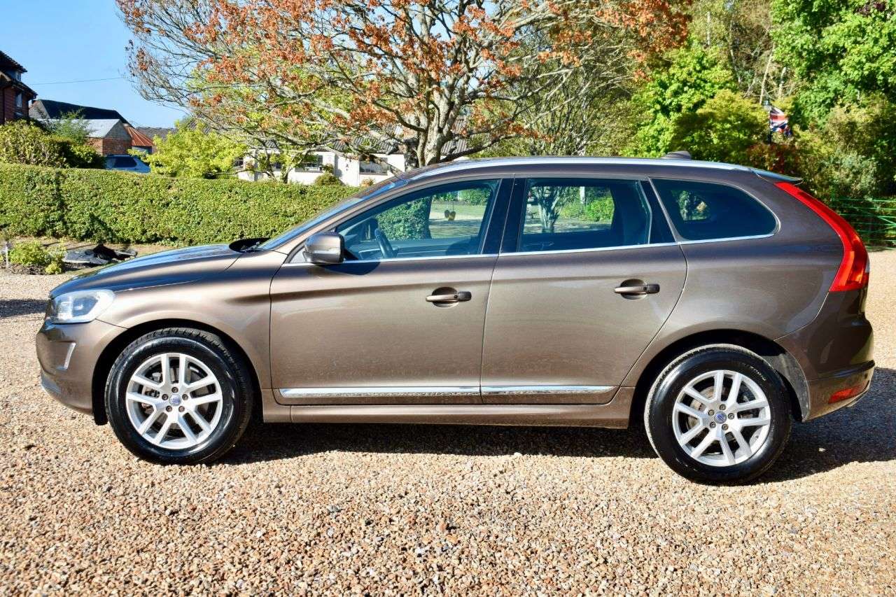 2016 VOLVO XC60 2016 VOLVO XC60