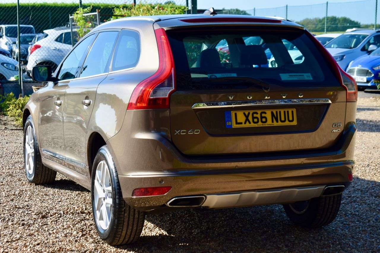 2016 VOLVO XC60 2016 VOLVO XC60