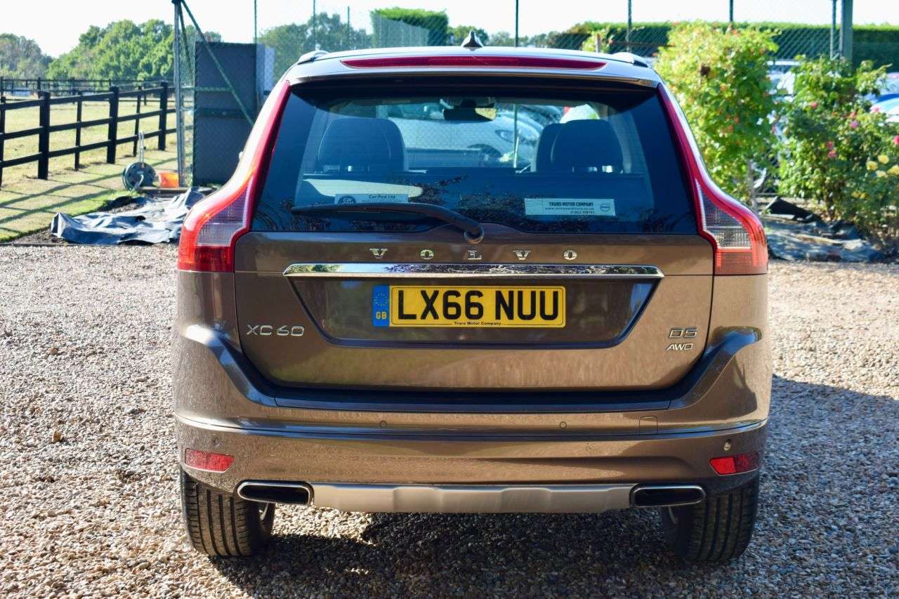2016 VOLVO XC60 2016 VOLVO XC60