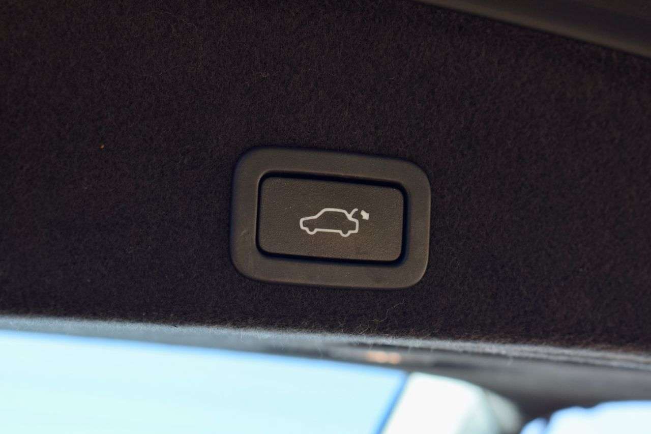 2016 VOLVO XC60 2016 VOLVO XC60