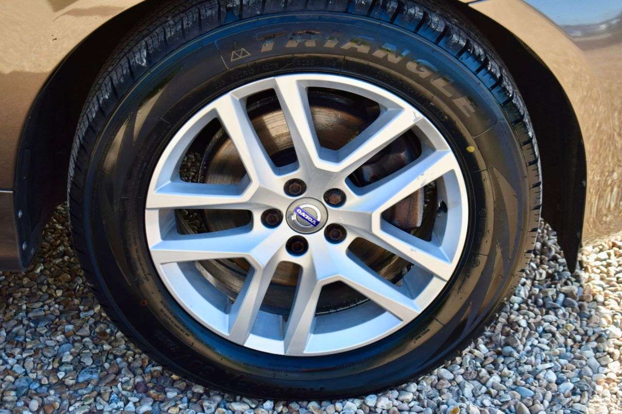 2016 VOLVO XC60 2016 VOLVO XC60