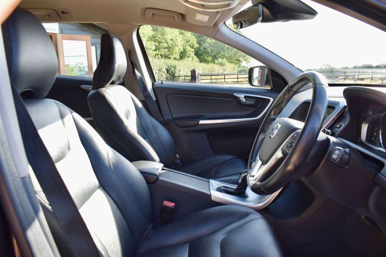 2016 VOLVO XC60 2016 VOLVO XC60
