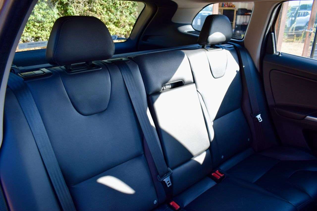2016 VOLVO XC60 2016 VOLVO XC60